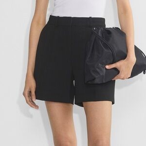 Babaton Pleated Short